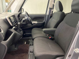 【車内ルームクリーニング済】専門スタッフにより車内はきれいにルームクリーニングを行っております。