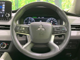 【純正革巻きステアリング】上質な革を使用することで、手にしっかり馴染みとても運転しやすいハンドルです♪