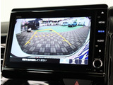 お車選びをお楽しみ頂けるよう、在庫車の展示スペースを十分に確保しております。