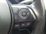 レーダークルーズコントロール(全車速追従機能付)付きです。車速に応じて追従支援してくれるので、ロングドライブも快適です。詳細は販売店スタッフまでおたずねください。