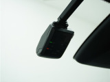 ◆ドライブレコーダー◆映像・音声などを記録する自動車用の装置です。 もしもの事故の際の記録はもちろん、旅行の際の思い出としてドライブの映像を楽しむことができます。