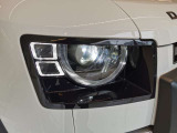 【プレミアムLEDヘッドライトシグネチャーDRL】デイタイムラーニングライト機能付きのLEDヘッドライトですデイライトにより昼間の視認性も上がりもらい事故などの減少につながります。