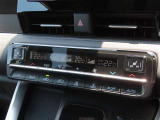 オートエアコンで車内はいつでも快適です♪