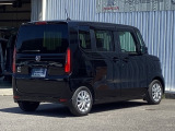 バックカメラが付いているのでバックでの車庫入れも安心です。