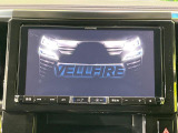 【BIG-X9型インチナビ】人気の大画面BIG-Xナビを装備。専用設計で車内の雰囲気にマッチ!ナビ利用時のマップ表示は見やすく、テレビやDVDは臨場感がアップ!いつものドライブがグッと楽しくなります♪