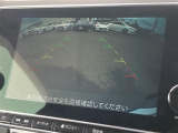 【 バックカメラ 】便利なバックカメラ装備で安全確認を頂けます。駐車が苦手な方にもオススメな便利機能です♪