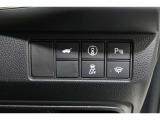 ホンダセンシング搭載!誤発進抑制機能・路外逸脱抑制機能・歩行者事故低減ステアリング・車線維持支援システム・先進車発進お知らせ機能など多彩な先進安全機能でより安全で快適なドライブを支援します。