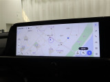 純正ナビを装備。タッチパネル式で使いやすく、お出かけもラクラクです。