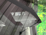 【トヨタセーフティセンス】走行中に前方の車両等を認識し、衝突しそうな時は警報とブレーキで衝突回避と被害軽減をアシスト。より安全にドライブをお楽しみいただけます。