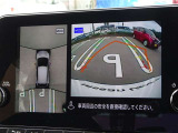 【アラウンドビューモニター&バックモニター】クルマを真上から見下ろしているかのような映像が表示され、周囲の状況がひと目で把握できるので、安心してスマートに駐車できます。駐車が苦手な方にオススメです!