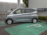 納車前には当社整備工場にて、日産整備士が、整備を実施。安心してお乗り頂けますようお渡しさせていただきます。