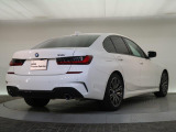 一目で伝わるBMW特有のスポーティーなプロポーションは、BMWの走行性能を生み出すのに欠かせない要因の一つです。細部まで拘りぬいたお車をぜひ一度ご覧ください!