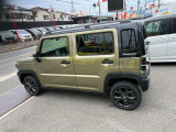 最小回転半径4.6mという小回りの良さがあり、狭い道や駐車も快適です。またターボ車には、力強い加速を生む「パワーモード」や、スポーティーな操作が楽しめる「パドルシフト」が搭載されています