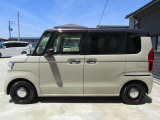 展示中古車は全て外装と内装のクリーニングを行っています♪