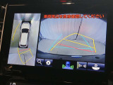 駐車が苦手な方でも安心のバックガイドモニター搭載。 後方の映像をクリアに表示し、ガイドラインで車庫入れや縦列駐車をしっかりサポート。毎日の運転がぐっとラクになります。
