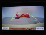 バックガイドモニターを装備しています、車庫入れもラクラクです。