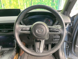 【純正革巻きステアリング】上質な革を使用することで、手にしっかり馴染みとても運転しやすいハンドルです♪