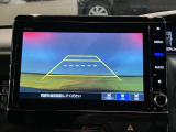 バックカメラを装備!運転席から見えにくい部分をナビ画面に映して、確認しながらバックできます♪