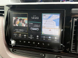 大型の9インチHDディスプレイスマートフォン連携機能付きメモリーナビを装備☆