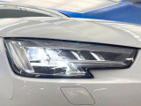 ●LEDハイビームが多数独立で存在し、ハイビーム時に対向車や前方を走る車の部分をロービームに切り替えが可能!!シーケンシャルウインカーも装備!!