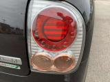 エンジンルームも綺麗に洗浄してから納車致します。普段あまり見ることが無い箇所だからこそ綺麗だと感動しますよね(*&acute;▽`*)