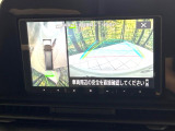 【アラウンドビューモニター】専用のカメラにより、上から見下ろしたような視点で360度クルマの周囲を確認することができます☆死角部分も確認しやすく、狭い場所での切り返しや駐車もスムーズに行えます。