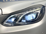 ●LEDヘッドライト:夜間走行時も良好な視界を確保し安心して運転できる高輝度LEDヘッドライトを装備!点灯速度が早く、消費電力も抑えられています。