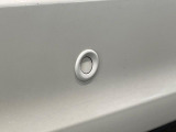 【クリアランスソナー】バンパーに付いたセンサーが障害物を検知!一定の距離に近づくとアラートで教えてくれます♪狭い駐車スペースや車庫入れ時も安心ですね☆
