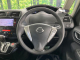 【純正革巻きステアリング】上質な革を使用することで、手にしっかり馴染みとても運転しやすいハンドルです♪