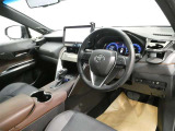 U-CARの販売だけでなく、自動車保険・生命保険・携帯電話の販売も行っております