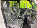 もちろん車内はキレイです♪よりクリーンな状態をキープしたいお客様には『ナノゾーンコート』がおすすめ!新型コロナウイルス対策や、除菌・消臭に効果を発揮し多くの方にご好評いただいております。