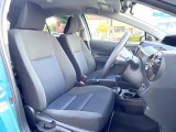 運転席シート廻りは使用感も少なく、良好な状態となっています。前オーナー様が丁寧に使っていたことがよくわかりますね。