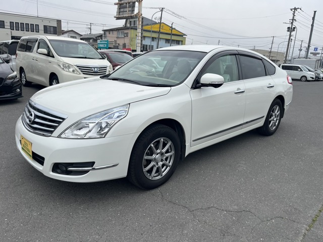 ティアナ 2.5 250XL FOUR 4WD
