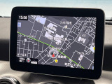 ●純正ナビ:一体感のあるナビは、高級感ある車内を演出してくれます。オーディオ機能も充実しておりますので、運転もより楽しめます♪