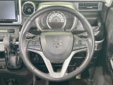【純正革巻きステアリング】上質な革を使用することで、手にしっかり馴染みとても運転しやすいハンドルです♪