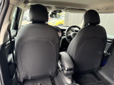◆LIBERALAは、輸入車選びの新たなスタイルを提案するインポート・セレクト・ブランドです。オーナー様となる方がクルマから直接感じる感性を第一にした、最良の一台との出会いをコーディネートいたします。