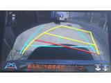 バックガイドモニターで、後方を確認しながら安心して駐車することができます。運転初心者も熟練者も必須の機能ですよ!