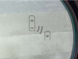 車線変更時の後方確認をアシストしてくれるブラインドスポットモニター!ドアミラーの死角を検知してくれるから車線変更もスムーズです。