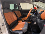 ◆LIBERALAは、輸入車選びの新たなスタイルを提案するインポート・セレクト・ブランドです。オーナー様となる方がクルマから直接感じる感性を第一にした、最良の一台との出会いをコーディネートいたします。