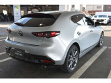 MAZDA3ファストバック 2.0 20S バーガンディ セレクション 