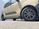 【純正14インチアルミホイール】外観にマッチした純正アルミホイールを装着しております。各種社外アルミホイールや、スタッドレスタイヤも取扱いしております。是非ご相談ください♪
