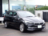 BMW在庫保有台数常時100台以上!ご来店の際はBMW本店(厚木市下荻野140-1)にご来店ください!弊社自慢の全天候型ショールーム!BMW在庫保有台数常時100台以上ございます!