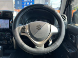 ハンドルの状態が悪いと運転に集中できませんよね。こちらの車、お気軽にお問い合わせください。