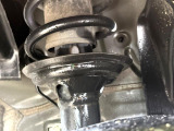 お車を安心してお乗りいただく為には、足回りの定期点検が欠かせません。サービスサポート(有償保証)では無料点検もご提供しており、安心のカーライフをお過ごしいただけるサポート体制が整っています。