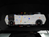 安全で快適な運転をサポートするアウディバーチャルコックピット。多機能でありながら優れた操作性で、シンプルで美しいインテリアデザインに溶け込んでいます。