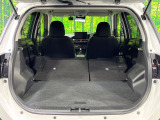 普段のお買い物や通勤、送迎等に十分な荷室スペースを確保しております。セカンドシートを倒すと、大きな荷物の積載も可能です♪