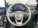 【純正革巻きステアリング】上質な革を使用することで、手にしっかり馴染みとても運転しやすいハンドルです♪