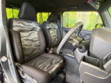 運転席シート廻りは使用感も少なく、良好な状態となっています。丁寧に使われていたことがよくわかりますね。