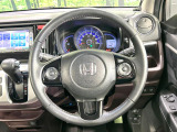 【純正革巻きステアリング】上質な革を使用することで、手にしっかり馴染みとても運転しやすいハンドルです♪
