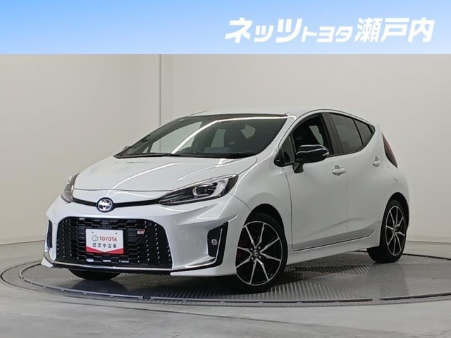 アクア 1.5 GRスポーツ